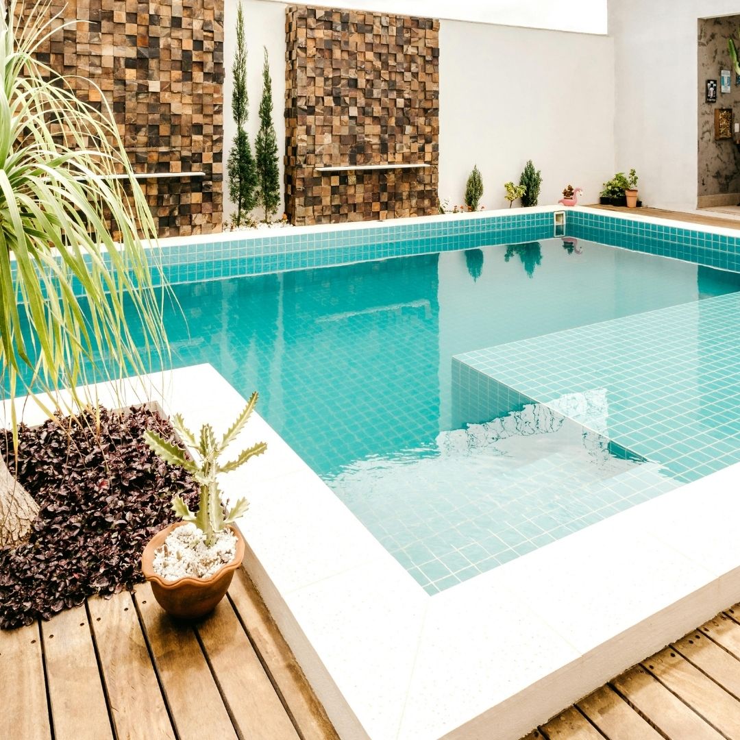 clean pool