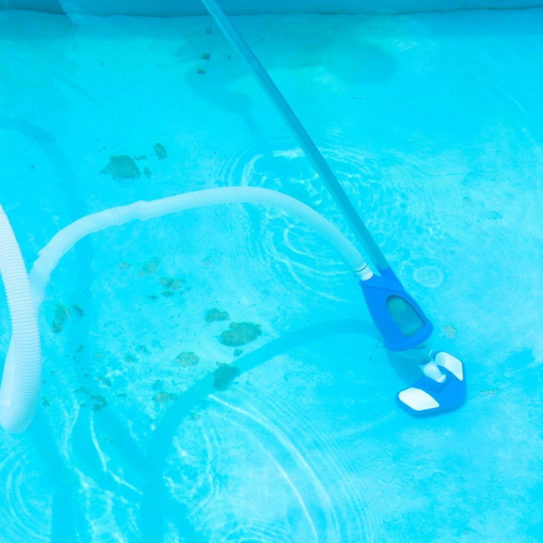 pool with algae spots